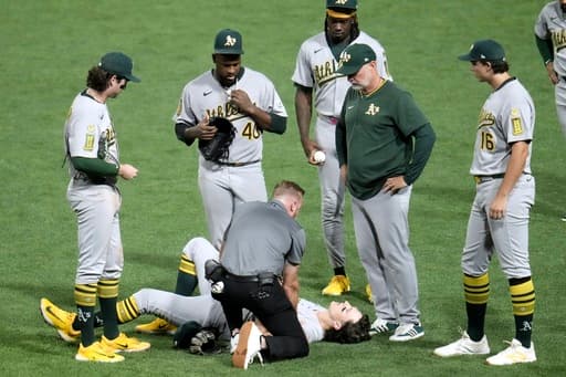 Athletics 2B Zack Gelof needs season-ending surgery on his dislocated left shoulder