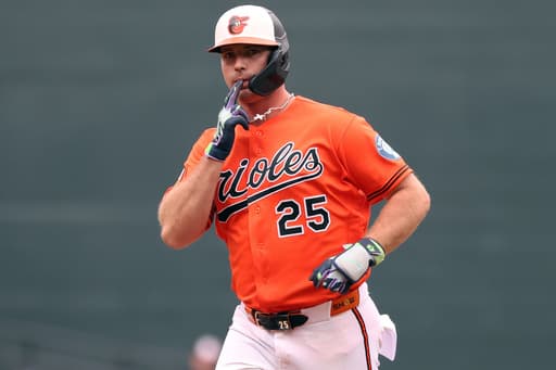 Alonso reaches 500 consecutive games, and Olson is closing in on the Braves’ franchise record