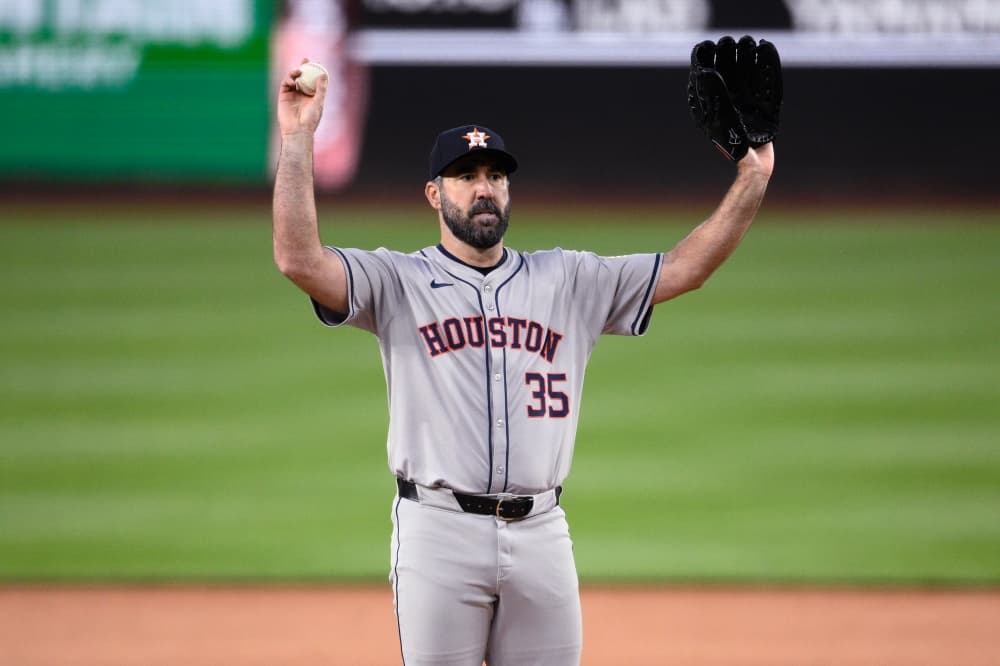 Justin Verlander allows 2 runs over 6 innings in season debut for Astros