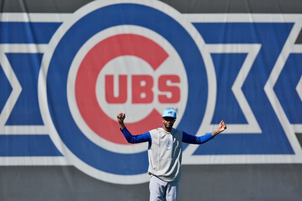 Edwards trying to make the Cubs again after helping the team win the 2016 World Series