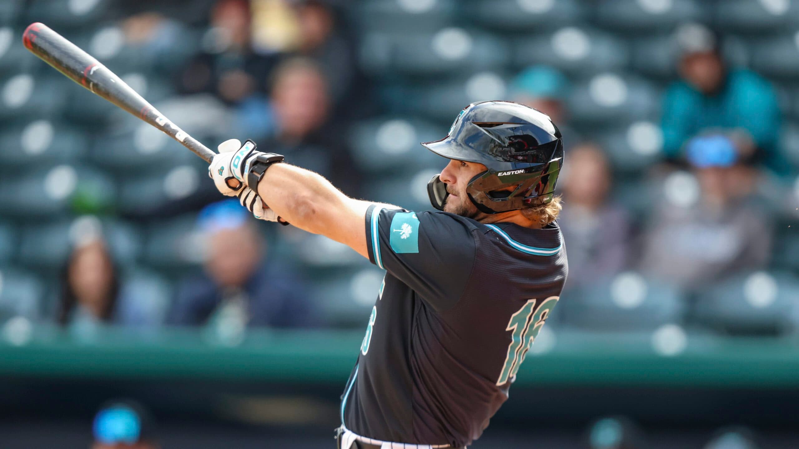 CWS: Coastal Carolina Earns Berth In Finals With 11-3 Win Over Louisville