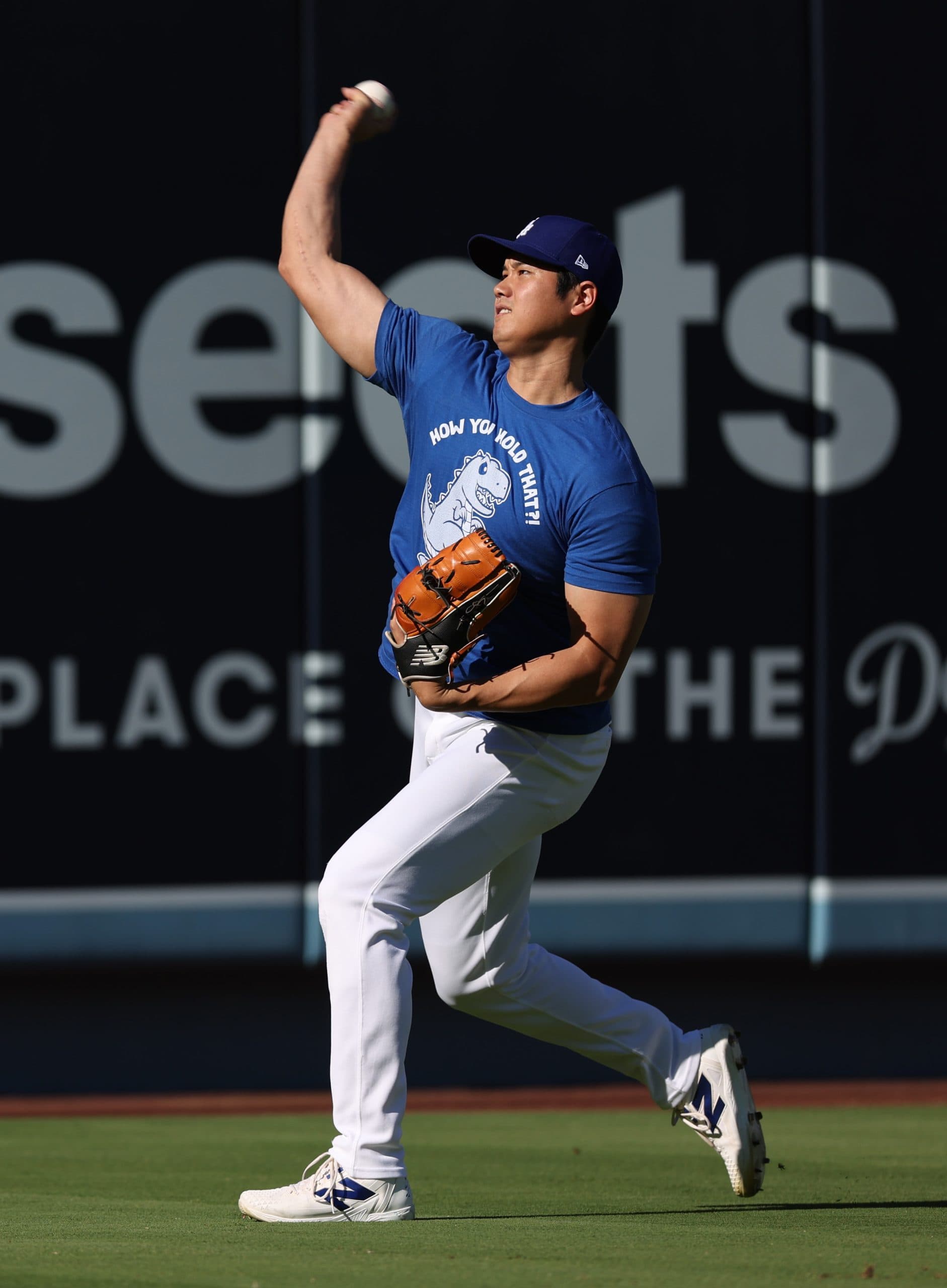 Dave Roberts Doesn’t Rule Out Shohei Ohtani Pitching in the Postseason 