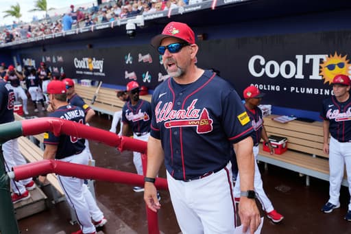 Walt Weiss savors a special debut as Braves manager in a 6-0 win over the Royals