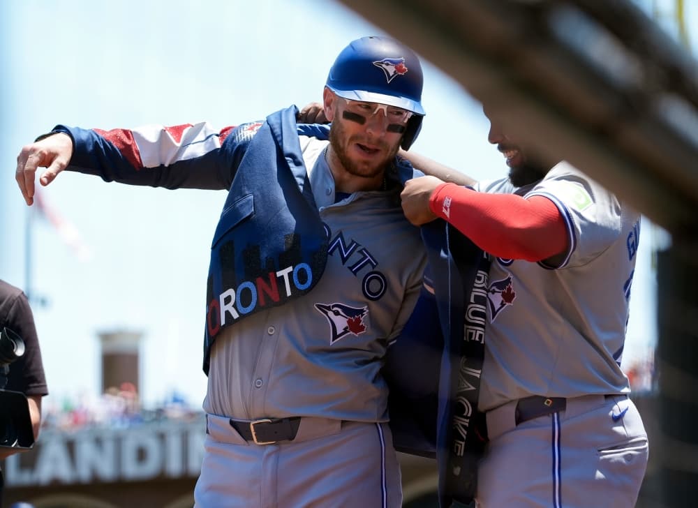 Blue Jays trade catcher Danny Jansen to AL East rival Red Sox for 3 minor leaguers