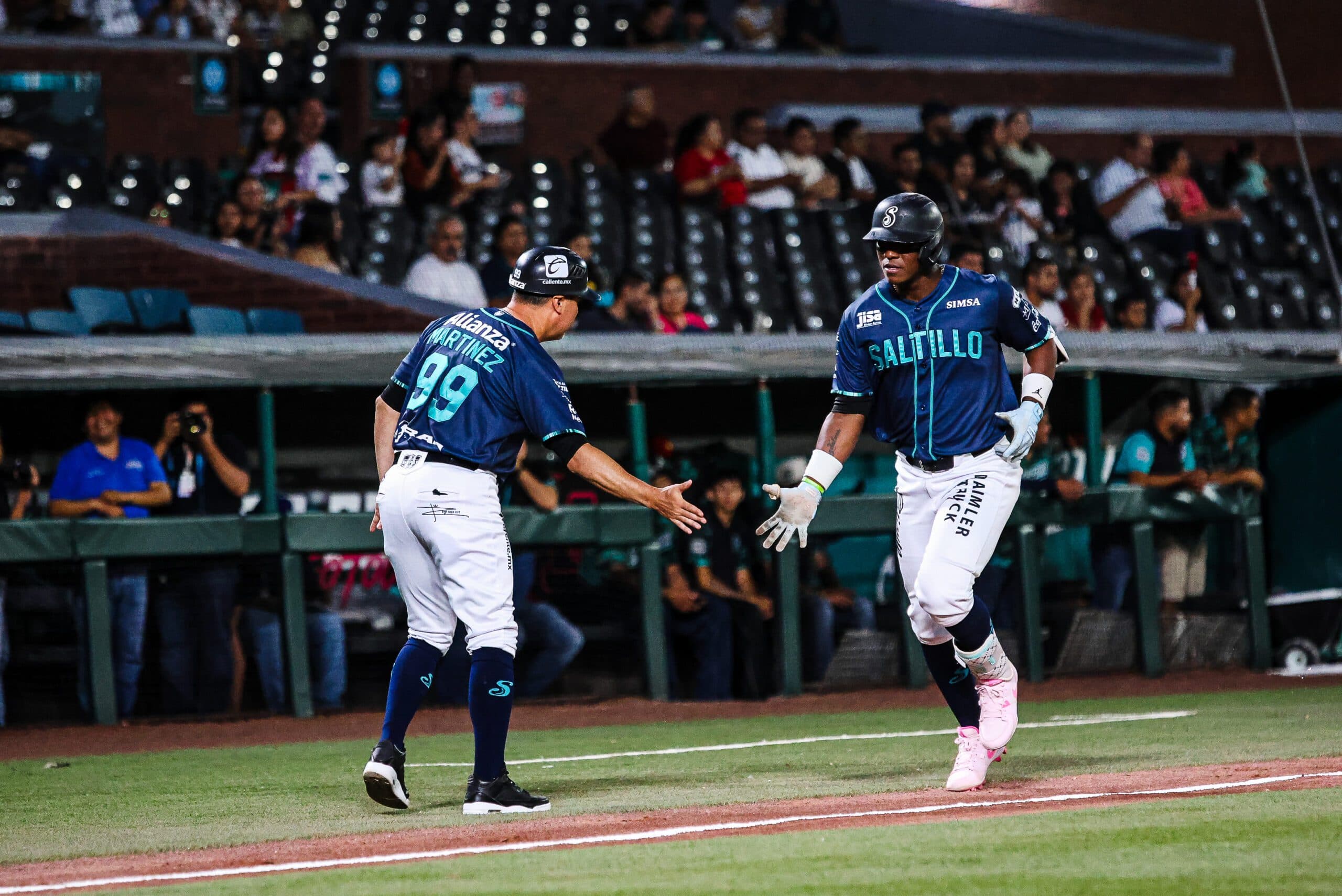 Liga Mexicana de Beisbol: Saraperos de Saltillo Win 23-12 Over Dos Laredos; Sultanes Sweep DH From Dorados