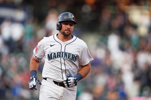 Home run leader Cal Raleigh gets day off for Seattle against the Brewers