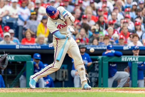 Castellanos hits a grand slam and Phillies complete 3-game sweep of Blue Jays with 11-4 win