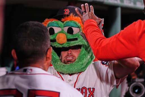 Red Sox extend win streak to 14, beating Orioles 6-5 to end Baltimore’s 7-game streak