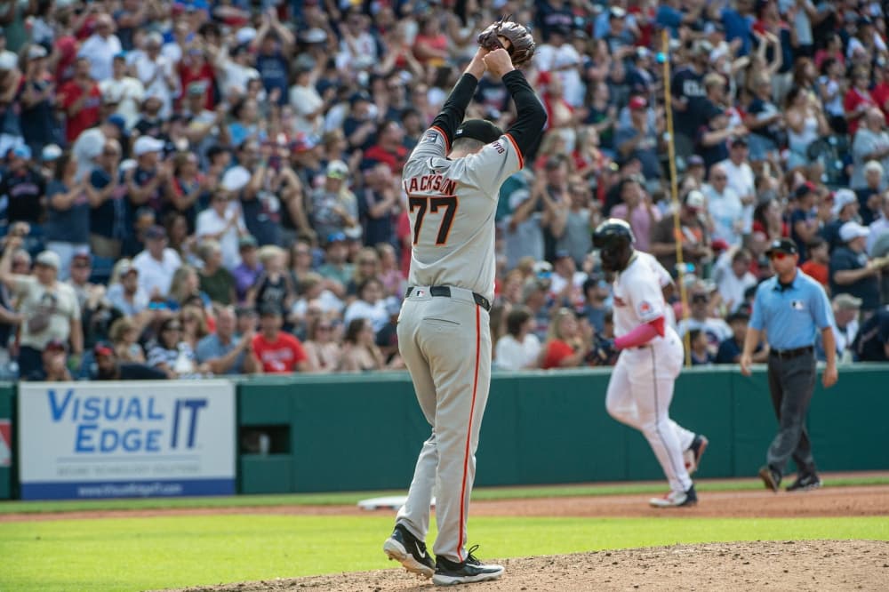 Braves reuniting with 2021 World Series MVP Soler and reliever Jackson after trade with Giants
