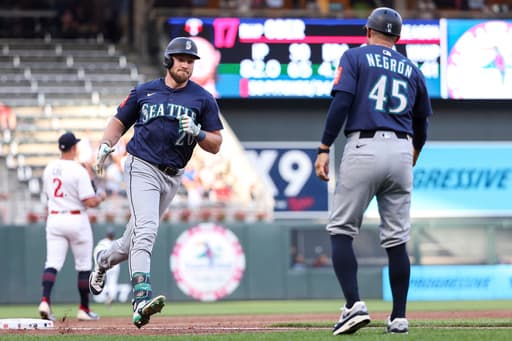 Raleigh hits one of Seattle’s four homers as Mariners romp over Twins 11-2