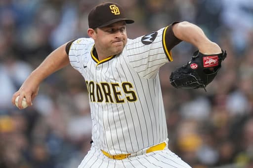 King fans 11 in 7-0 win against Guardians as the Padres are off to 1st 6-0 start