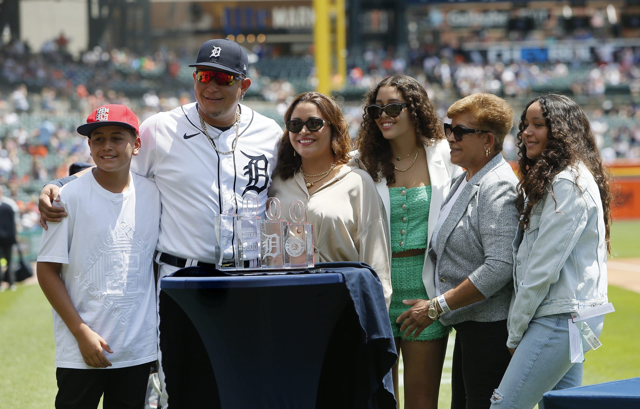 Miguel Cabrera’s Son Hits Home Run and Calls His Shot