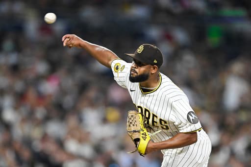 Vásquez, Tatis lead the Padres to a 3-0 win over the Tigers to avoid sweep