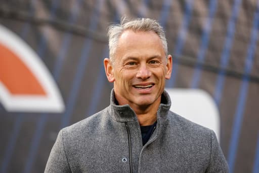 Cubs agree to contract extension with president of baseball operations Jed Hoyer