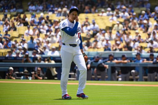 Shohei Ohtani’s bloody blister, a rough 5th inning and a Dodgers sweep