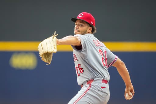 Chase Burns agrees to $105 million, 7-year deal with Reds for 2027-33, AP sources say