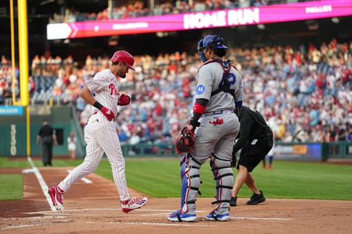 Hoerner drives in 5 runs, Imanaga strikes out 11 to lead Cubs past Phillies
