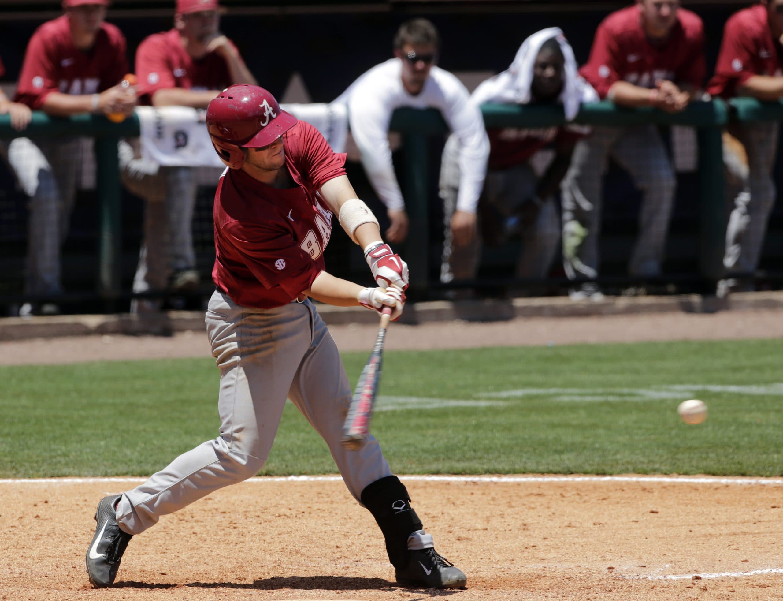 Alabama Crimson Tide Assert Themselves in Jacksonville