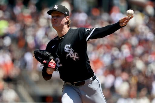White Sox place Noah Schultz on 15-day IL, recall prospect David Sandlin from Triple-A