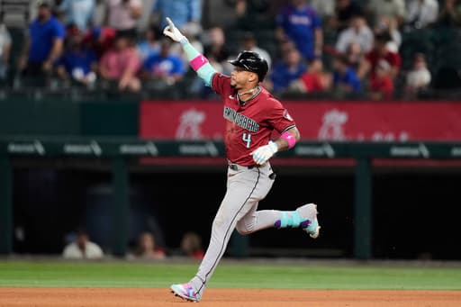 Marte hits 9th inning go-ahead HRs in back-to-back Dbacks games, from each side of plate at Texas