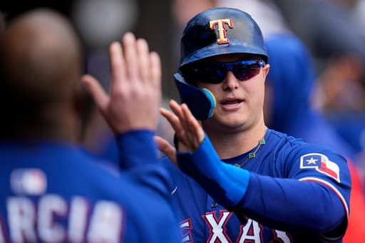 Joc Pederson departs with a fractured right hand in another injury for the Texas Rangers