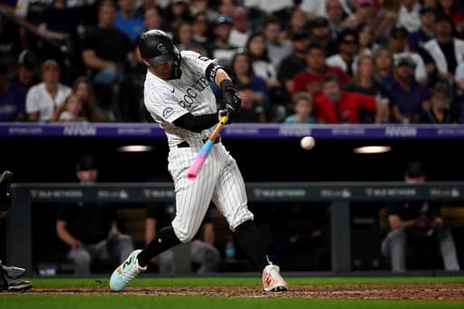 Farmer, Freeman power Rockies’ 6-run 8th in a 10-7 victory over the Diamondbacks