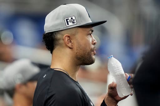 Yankees slugger Giancarlo Stanton says he’ll continue using torpedo bats upon return from injury