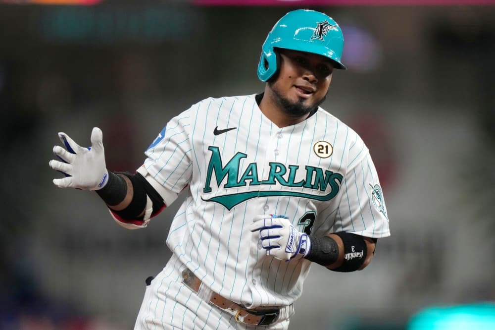 Luis Arraez goes to arbitration with Marlins for 2nd straight year. Jason Adam loses hearing