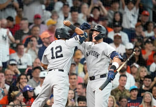 Wells hits go-ahead homer in 7th and Yankees beat Astros 8-3 to extend winning streak to 8 games