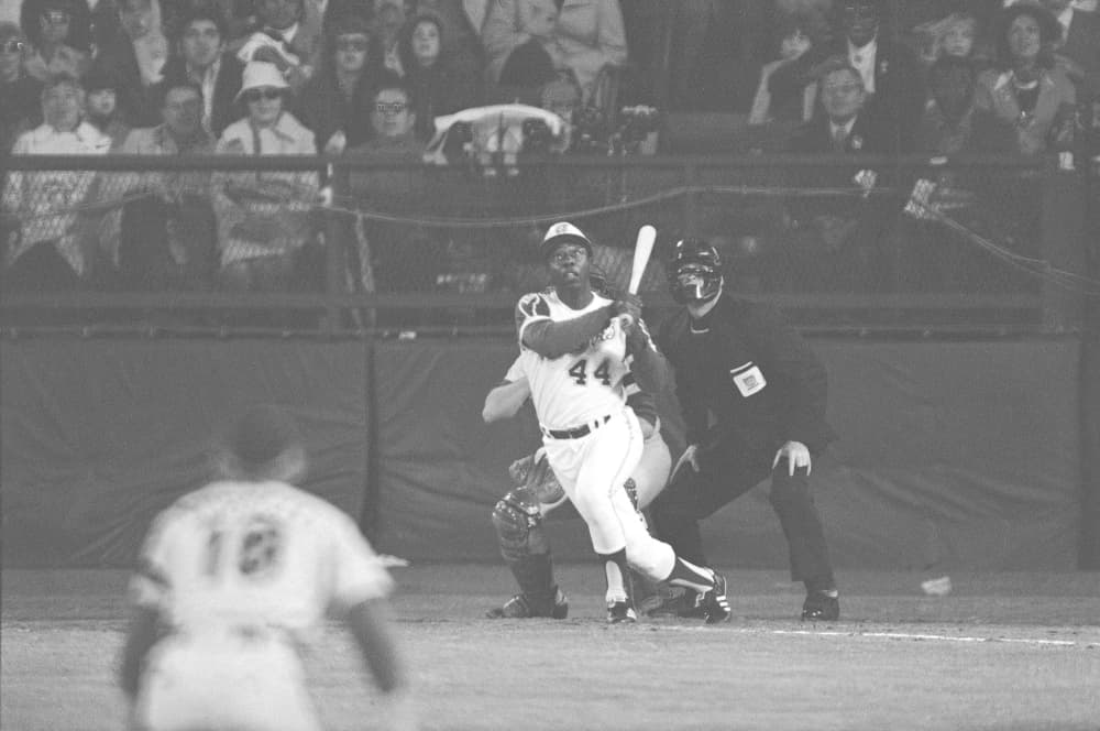 50 years after Hank Aaron’s 715th homer, Hall of Fame announces statue, Postal Service unveils stamp