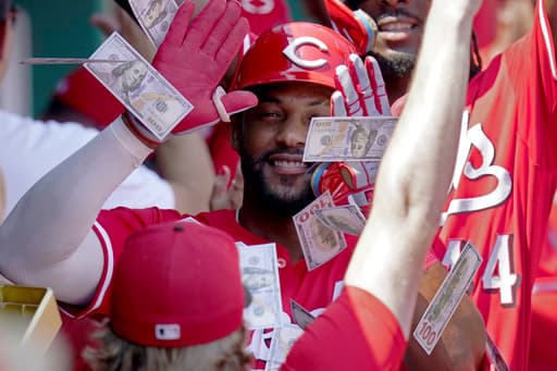 Reds beat Pirates 14-8, Andujar hits first home run with Cincinnati