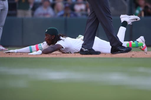 Lawrence Butler hits 1st leadoff inside-the-park homer for A’s in 82 years, adds solo shot in 3rd