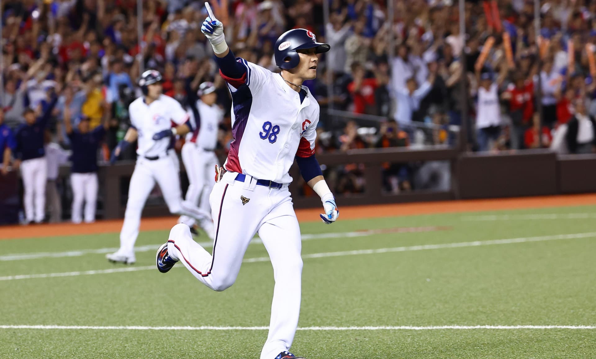 Chinese Taipei Move to 2-0 in Premier12 After Tight Win Over Dominican Republic 