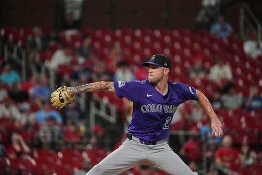 Freeland tosses 7 1/3 strong innings to help Rockies beat Cardinals 3-0
