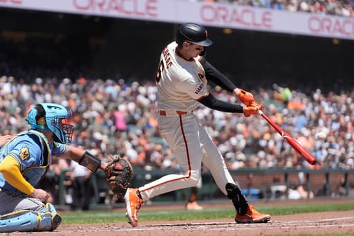 Arraez and Susac help the Giants rout the Brewers 16-3
