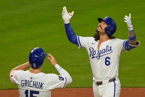 Pasquantino doubles, homers, drives in 5, leading the Royals past the Nationals 8-5