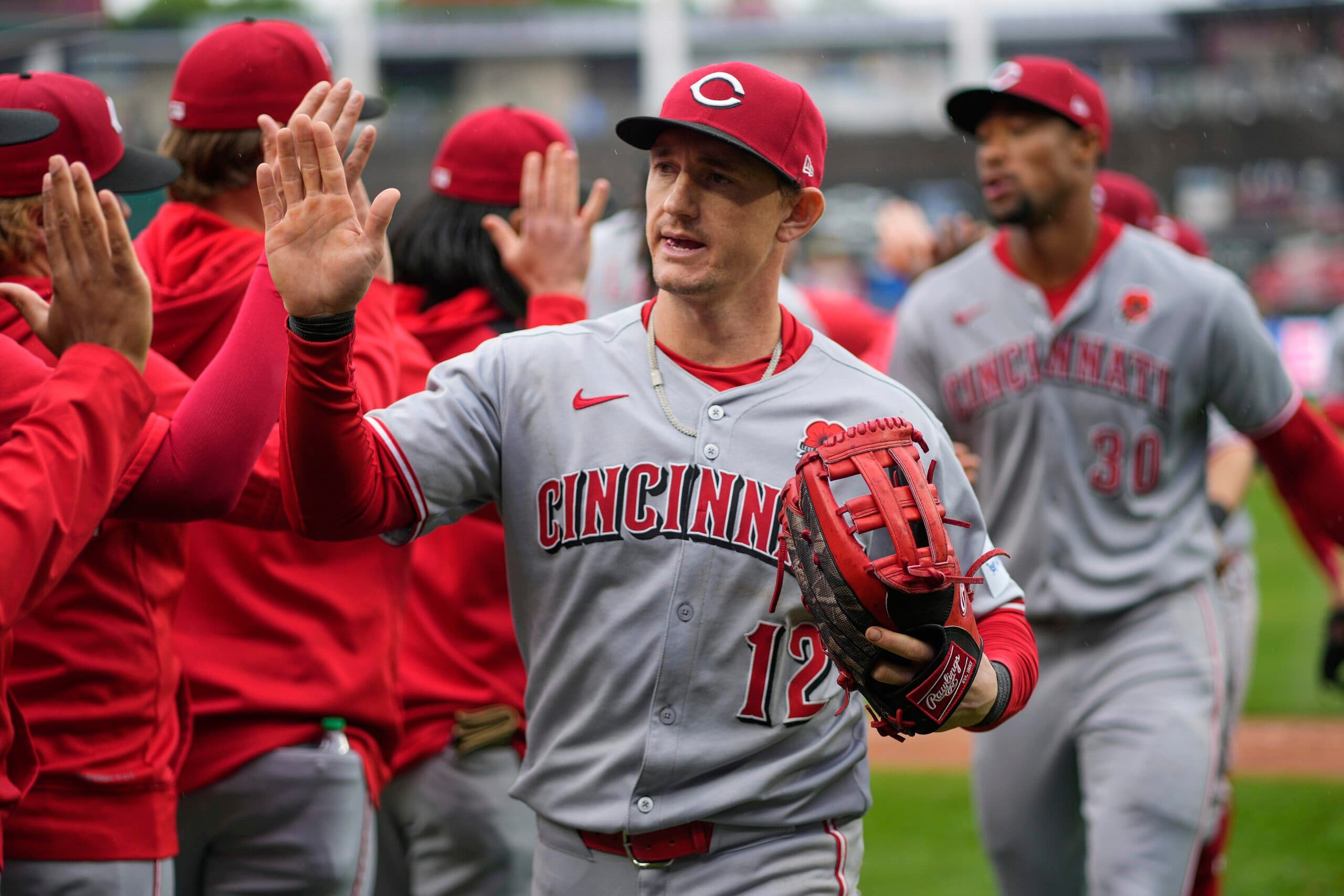 Reds reinstate OF Austin Hays from IL, place OF Jake Fraley on IL