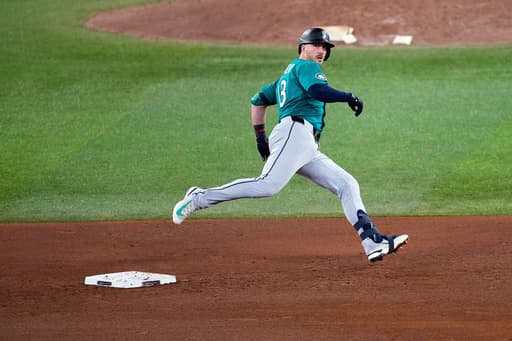 Michael King, Michael Lorenzen and Mitch Garver become free agents after mutual options are declined