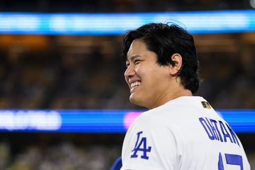 Shohei Ohtani hits his 300th career homer, a leadoff shot for Dodgers star against the Rockies