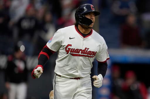 Bo Naylor hits 3-run homer, closer Emmanuel Clase gets save in Guardians’ 4-2 win over Twins