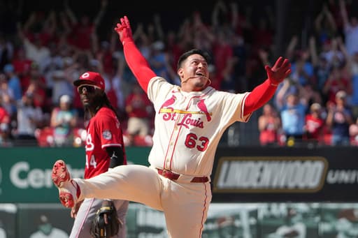 Yohel Pozo has RBI single in the 11th to give the Cardinals a 6-5 victory over the Reds