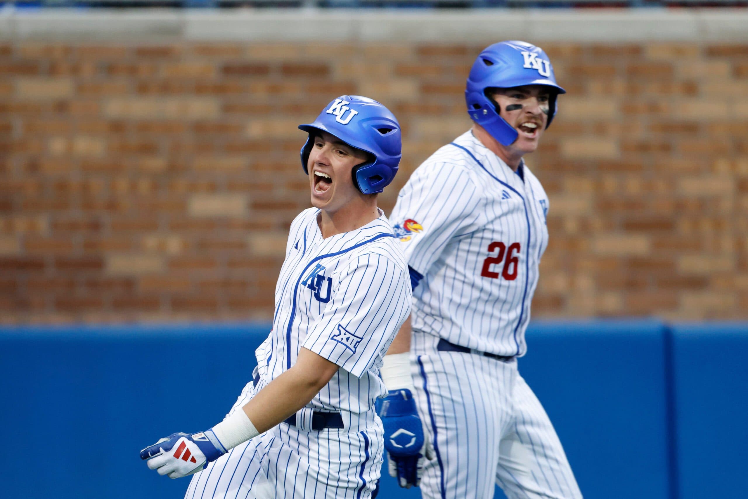 Kansas Jayhawks on a Six-Game Winning Streak, Sit on Top of the Big 12 Standings