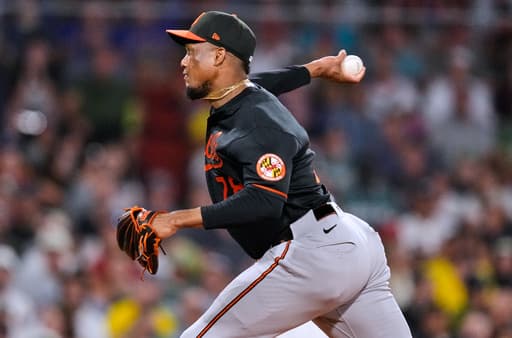 Orioles and reliever Yennier Cano agree to $7.5 million contract for 2027-28