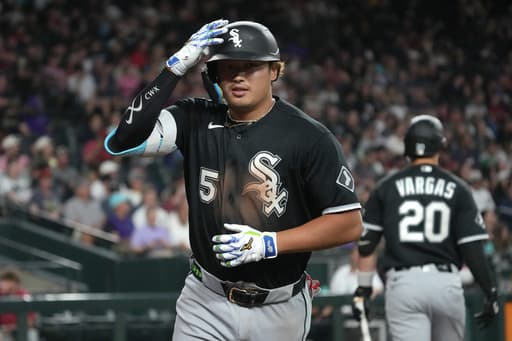 Murakami homers for 4th straight game, helping the White Sox beat the Diamondbacks 11-5