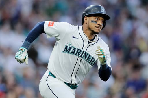 New York Mets and infielder Jorge Polanco finalize $40 million, 2-year contract