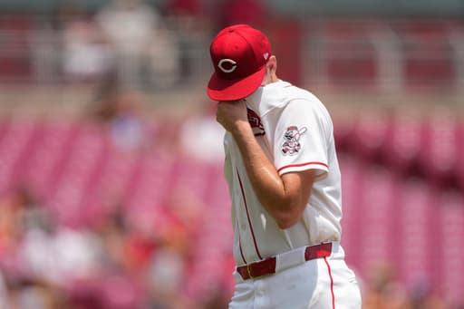 Steer homers and Lodolo shuts down Orioles, Reds win 3-2 to avoid sweep