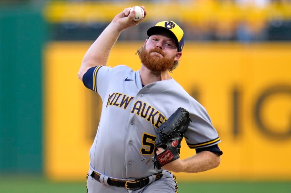 Woodruff staying with Brewers on backloaded 2-year deal worth $17.5 million