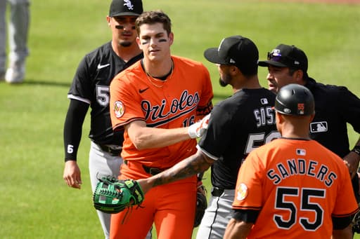 Orioles rookie Coby Mayo gets his first big league RBI and then clears benches vs. White Sox