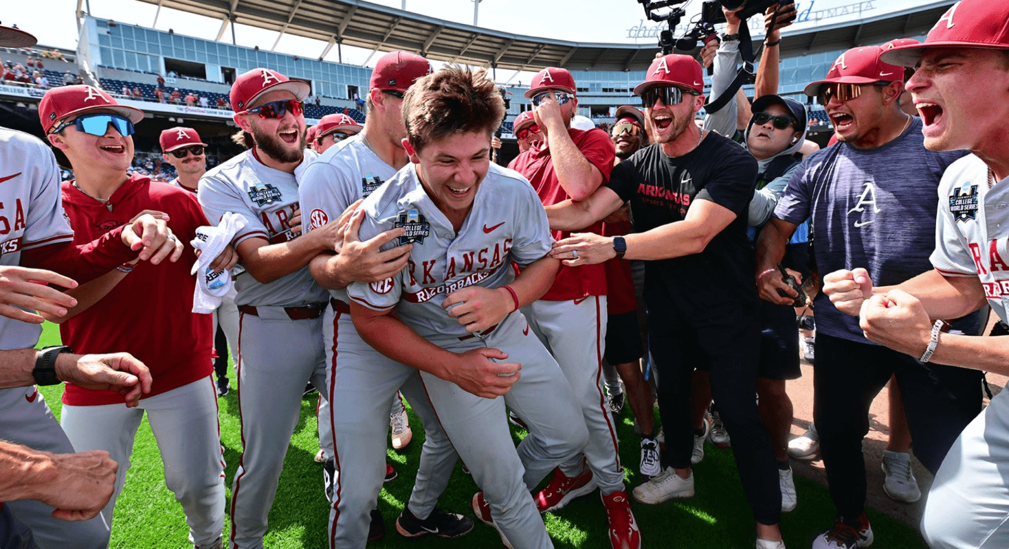Arkansas’s Gage Wood Throws Third No-Hitter In CWS History As Razorbacks Top Murray State 3-0