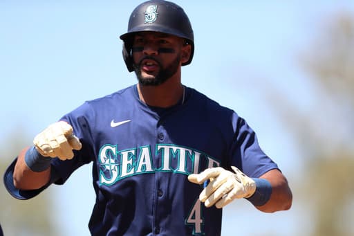 Mariners rally from 5-run deficit to beat Athletics 6-5 and win 9th straight series